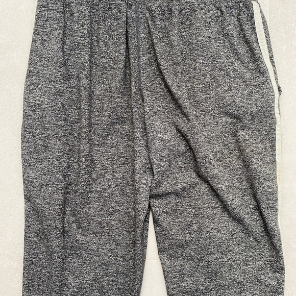 VUORI The Rise The Shine Jogger Charcoal Gray Stripe XS - Picture 10 of 12